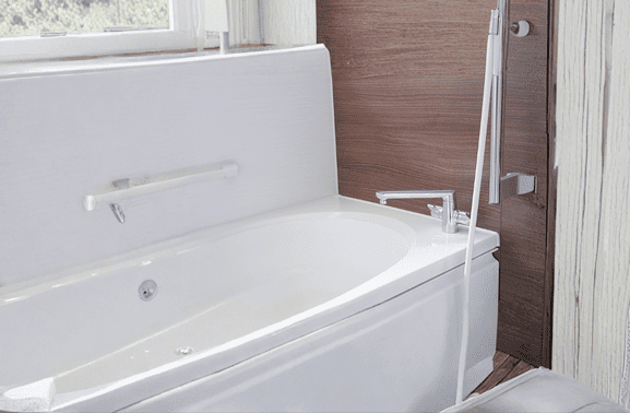 綺麗に清掃されたお風呂